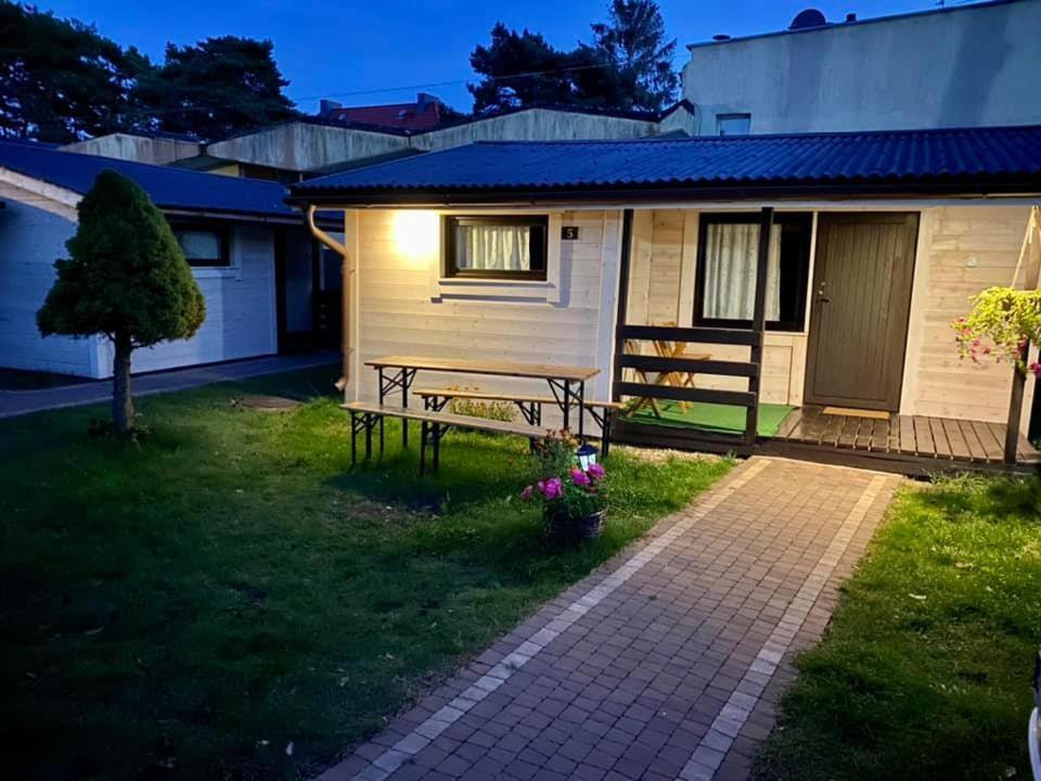 Domki Promyk Mrzeżyno Exterior foto